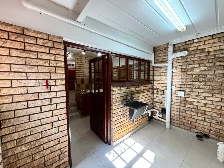 3 Bedroom Property for Sale in Mooivallei Park North West